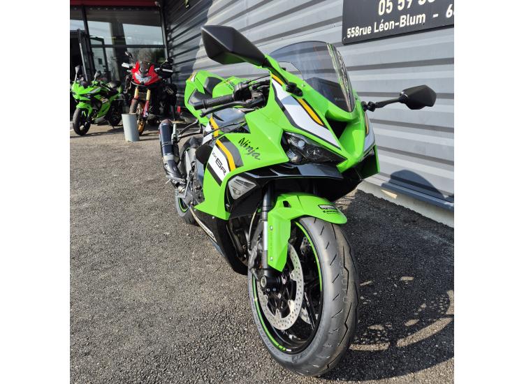 KAWASAKI ZX-6R 636